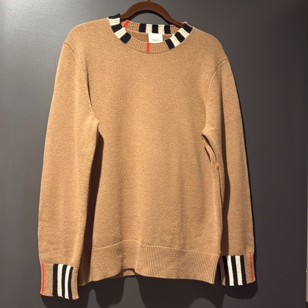 Burberry sweater